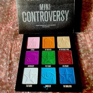 BNIB Jeffree Star Mini Controversy Palette w/Green “Put it Back” in center
